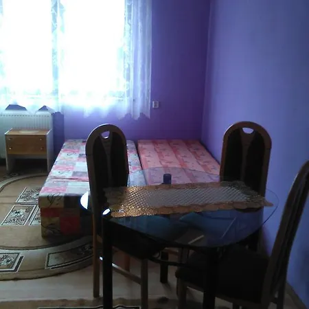 Ubytovanie Marry Konukevi
